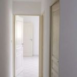 Rent 1 bedroom apartment of 37 m² in Nîmes