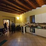 Affitto 2 camera appartamento di 75 m² in Mantova
