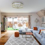 Rent 5 bedroom house of 350 m² in Zielonka