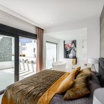 Alquilo 5 dormitorio casa de 519 m² en Málaga