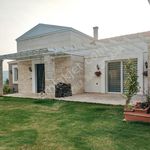 Rent 4 bedroom house of 220 m² in İzmir