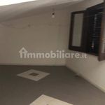 Rent 4 bedroom apartment of 140 m² in Menfi