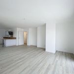 Rent 3 bedroom apartment of 76 m² in La Villeneuve-en-Chevrie