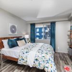 Rent 1 bedroom apartment of 61 m² in Long Beach
