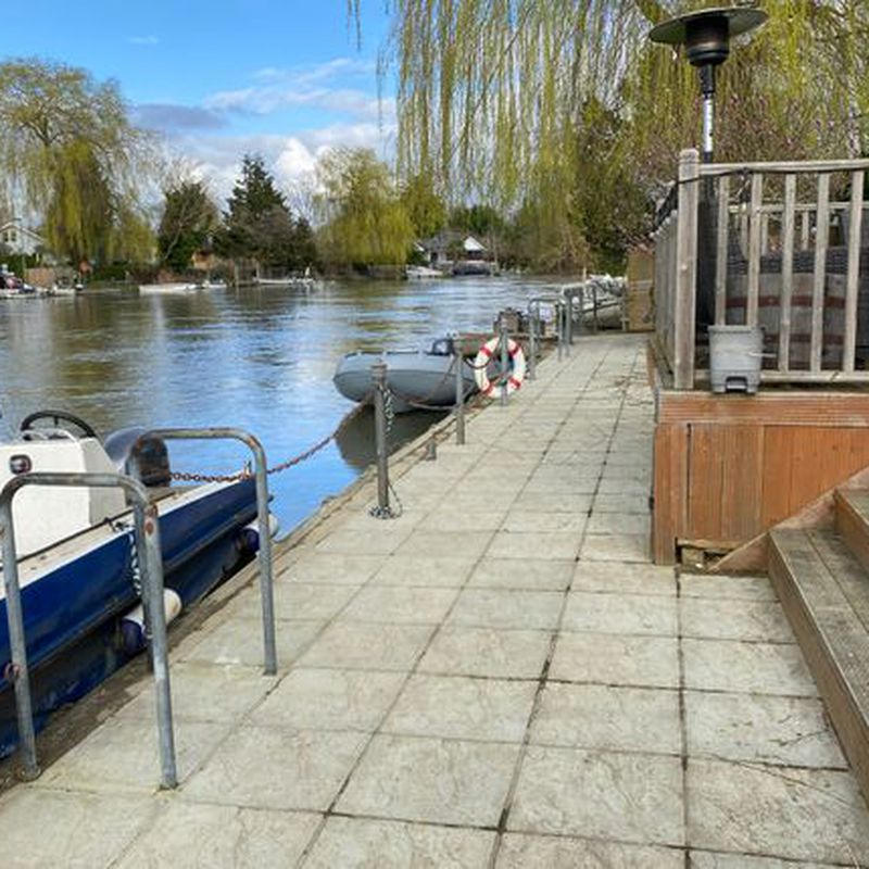 Detached house to rent in Pharaohs Island, Thebes, Shepperton TW17 Pharaoh's Island