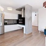 Rent 3 bedroom apartment of 86 m² in Krakow