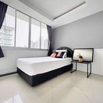 Rent 3 bedroom apartment of 74 m² in Phra Khanong