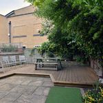 Rent 6 bedroom house of 188 m² in London