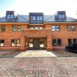 Rent 3 bedroom apartment in Stockport