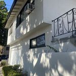 Rent 2 bedroom apartment of 158 m² in Beverly Hills