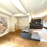 Affitto 3 camera appartamento di 115 m² in Bergamo