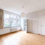 Appartement de 350 m² avec 7 chambre(s) en location à Sint-Pieters-Woluwe