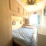 Rent 2 bedroom house in Pinner