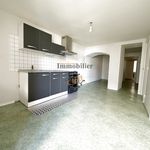 Rent 3 bedroom apartment of 39 m² in Saint-Affrique