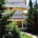 Rent 3 bedroom house of 180 m² in Saronida