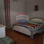 Rent 4 bedroom house of 80 m² in Giardini Naxos