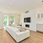 Rent 3 bedroom apartment of 143 m² in London