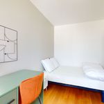 Rent a room of 79 m² in Clichy