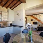 Rent 2 bedroom apartment of 85 m² in Florence