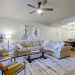 Rent 2 bedroom apartment of 183 m² in Maricopa