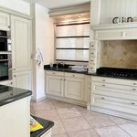 Rent 6 bedroom house of 400 m² in Antibes