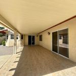 Rent 4 bedroom house of 162 m² in Palm Springs