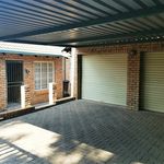 Rent 3 bedroom house of 138 m² in City of Tshwane