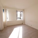 Rent 4 bedroom apartment of 88 m² in La Celle-Saint-Cloud