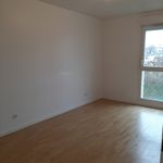 Rent 3 bedroom apartment of 62 m² in Clamart