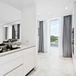 Rent 2 bedroom apartment of 87 m² in London
