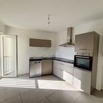 Rent 3 bedroom apartment of 80 m² in Ajaccio