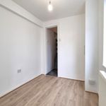 Rent 3 bedroom flat in Welling