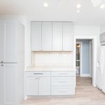 Rent 3 bedroom apartment of 1700 m² in Evanston