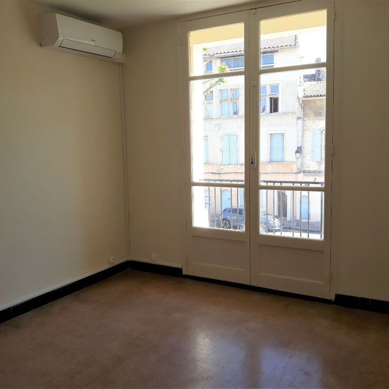 Appartement p3 au 1er étage centre ville Arles