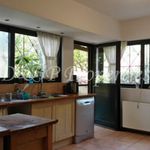 Rent 3 bedroom apartment of 179 m² in Voula