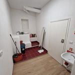 Rent 2 bedroom apartment of 86 m² in Funchal