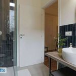 Affitto 6 camera casa di 250 m² in Milan