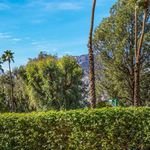 Rent 2 bedroom apartment of 102 m² in Palm Springs