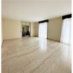 Rent 5 bedroom apartment of 230 m² in Milano
