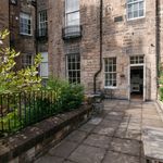 Rent 2 bedroom flat of 79 m² in Edinburgh