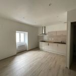 Rent 2 bedroom apartment of 27 m² in Vallon-Pont-d'Arc