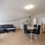 Wynajmij 2 sypialnię apartament z 68 m² w Legnica