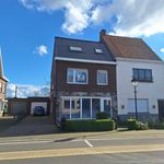 Rent 2 bedroom house of 100 m² in Zevergem