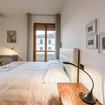 Affitto 2 camera appartamento di 120 m² in Firenze