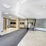 Rent 3 bedroom apartment of 94 m² in Etobicoke