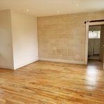 Rent 1 bedroom apartment of 43 m² in Crépy-en-Valois