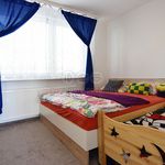 Pronajměte si 4 ložnic/e byt o rozloze 87 m² v Česká Lípa