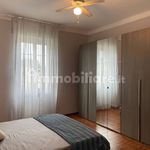 Affitto 5 camera appartamento di 90 m² in Carrara