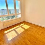 Rent 3 bedroom apartment of 66 m² in Lyon 7e Arrondissement