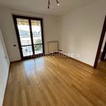Affitto 4 camera appartamento di 140 m² in Cardano al Campo